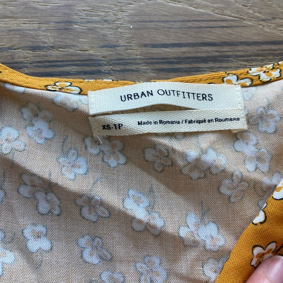 Urban Outfitters Romper - Picture 2 of 2